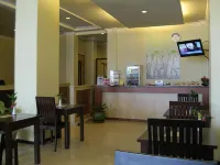 Hotel Aiqo - parkir