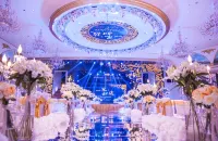 Oupai Jindi Grand Hotel (Xinyang International Trade City East Railway Station) - sarapan