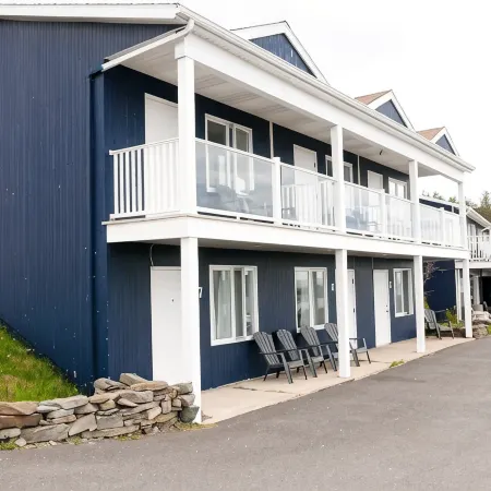 The Iona Heights Inn