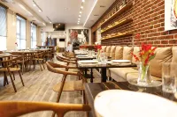 Moskva Hotel - Mountain view