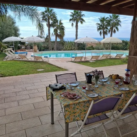 The Wave, Sampieri, 2 minutes from the sea, villa with pool.