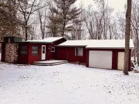 Bear Point Hideout on Menominee River