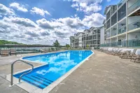 Sunsets & Slips - Waterfront 3BR Condo at Lake of the Ozarks! - Homestays