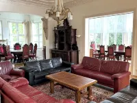 Historic villa from the Wilhelminian era with park-like property in the Harz Mountains Hotéis em Blankenburg
