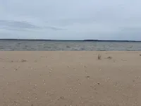 Large 6-bedroom home, sleeps 16! WiFi and a private sandy beach in Traverse City - Wi-Fi
