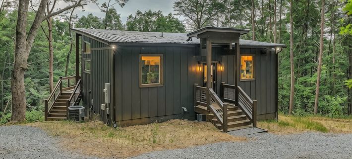 Brand New Relaxing Mountain Retreat Отели в г. Гилмер