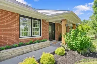 Lakefront + Hiking Trail + Huge Family Friendly House + Near Ark Encounter - 4성급