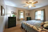 Crystal-Clear Ham Lake Family Cabin, Deck, Water Toys, 2 Hours from MSP - Chalets