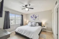 The Orchid by DNY Prime  minutes to Busch Gardens and USF