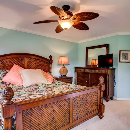 Comfy Condo at Jupiter Bay Resort, with easy beach access