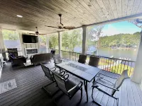 A Perfect Sunset Cottage on Lake Oconee! - 4-Star