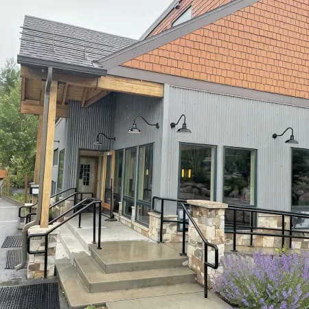 River Run Centerpoint-Cozy Modern Condo•Steps to Gondola•Ski School•Restaurants