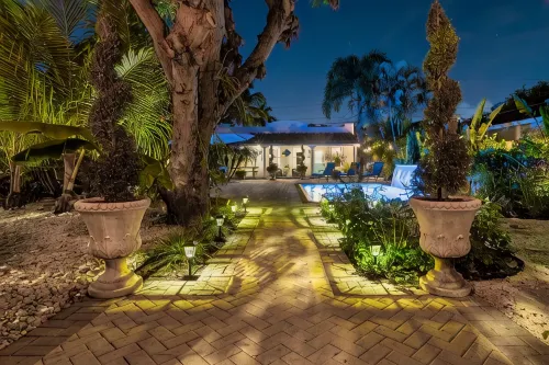 Private Oasis • 1 Mile to Beach • Heated Pool - 4-Star