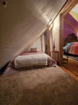 Nature Lovers Paradise- Rustic Cabin on 2 Acres with a Creek! - Wifi