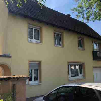 Ferienhaus für 6-8 Personen - Zentral und Sehr Geräumig mit Überdachter Terrasse Hotel Exterior