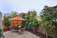 Exceptional charming spacious 2bedroom French colonial in desirable midtown area - Condos