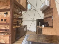 Moonshiner Tree Dome is rustic luxury with big, beautiful panoramic views. - Alppimaja