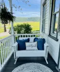 Historic Farmhouse Getaway - 2-Star