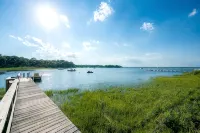 2 Bedroom Hamptons Waterfront Cottage Rental