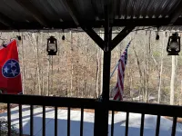 Cozy cabin getaway close to hiking, skiing, sightseeing, and Bristol! - Hytter