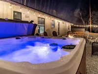 Fantastic Views w/ Hottub,  Firepit & Horseshoes Hotels in Ahwahnee