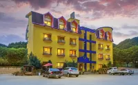 Inje Tourist Hotel - ที่มีสปา