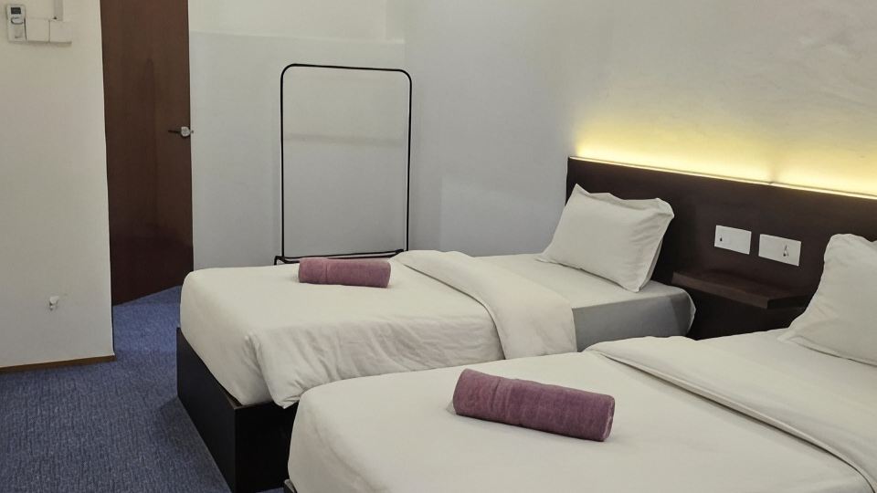 AeCOTEL Mingle Hostel