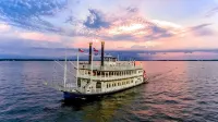 "Wickie's Wharf " Condo on lake Conroe - Jacuzzi
