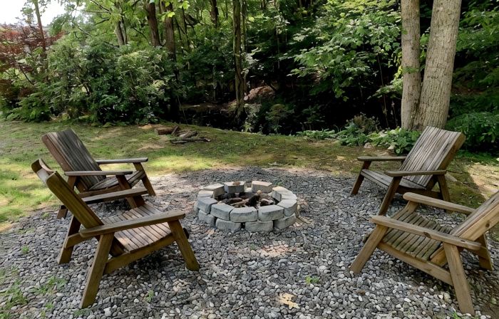 Woodside Nook Cabin at the BHR Farm Village: Perfect Hiking Get-a-Way