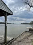 Lakefront views at our Long Island Lookout! - 3-Star