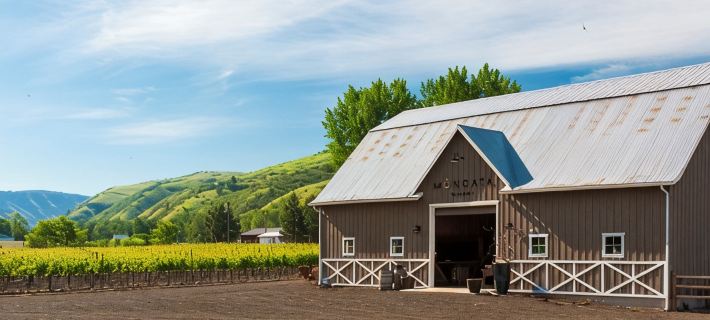 Moonrise Suite in a Vineyard + Winery! Hotels in Umatilla County