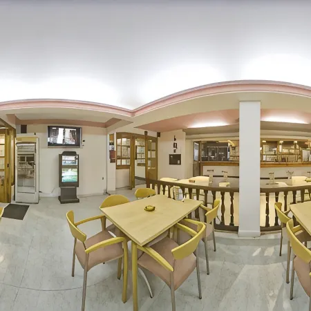 Hostal Adelino