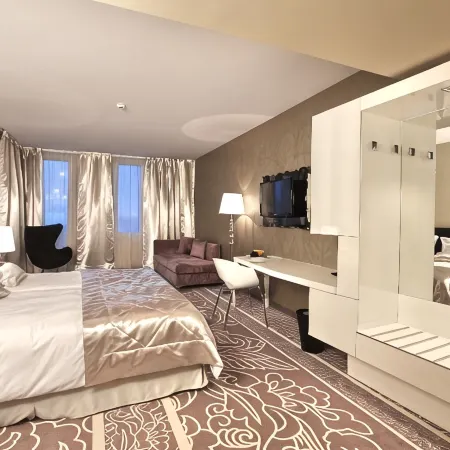 Zijin Hotel Belgrade