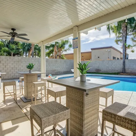 Spacious 4-bedroom house with Pool, Fun BackYard & Amazing Game Room