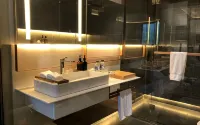 The Gaia Hotel Bandung - balcone