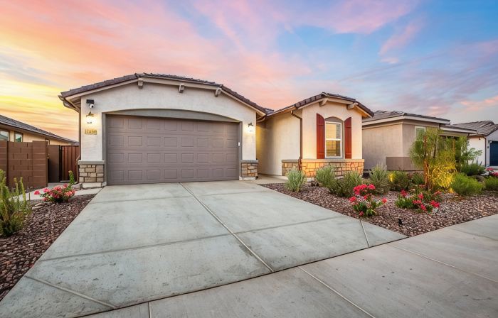 Modern Elevated Retreat: 3-bedroom New build home in Maricopa