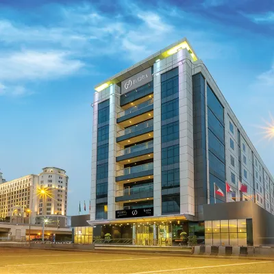 Flora Al Barsha Hotel at the Mall Отели рядом с достопримечательностью «Шоссе шейха Зайда»