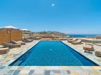 Le Ciel Suites & Villas Hôtels à proximité de : Plage d’Ornos