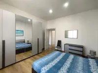 Calypso Holiday Home, cozy apartment in Station area for 5 Terre - 2 stelle