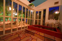 Scotch Court