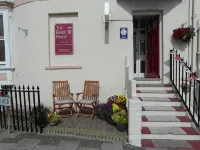 The Beach House - Pet friendly