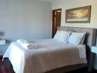 Charmed New Orleans Lakeview Neighborhood Living Hotels near Buddy Deuterive Park