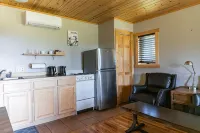 Yellowstone Cabin #5 at Gallatin Canyon Cabins - Alphydda