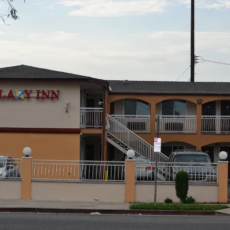 Galaxy Inn Отели рядом с достопримечательностью «Студия "Сони Пикчерс"»
