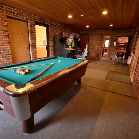 Clarion Pointe Bettendorf - Quad Cities