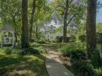 The Dickey House, Garden Suite Hotels in Webster County