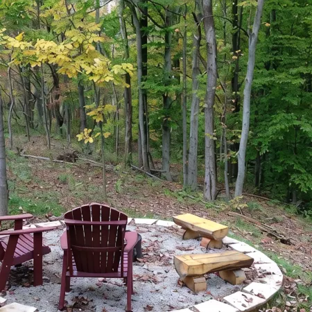 Fallen Leaf Cabin-Secluded and peaceful cabin in the Hocking Hills