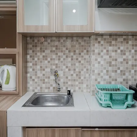 Modern and Relax Studio Room at Serpong Greenview Apartment by Travelio