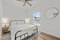 Newly Rennovated • Walking Distance to Downtown • Cripple Creek Donkies - 4-Star