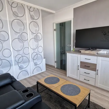 Schöne Ferienwohnung mit Bergblick